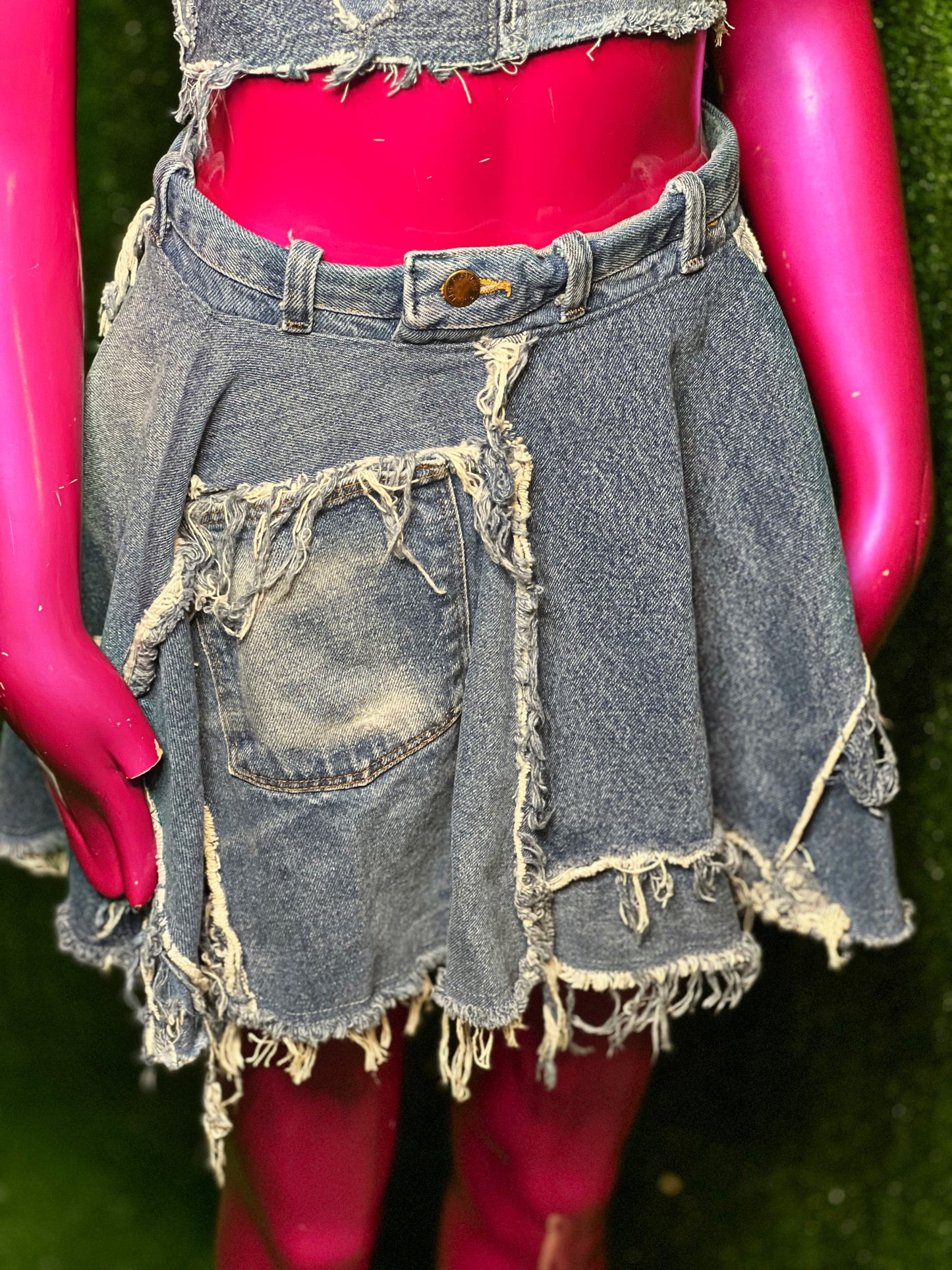 "Get Up" Circle Skirt 1of1